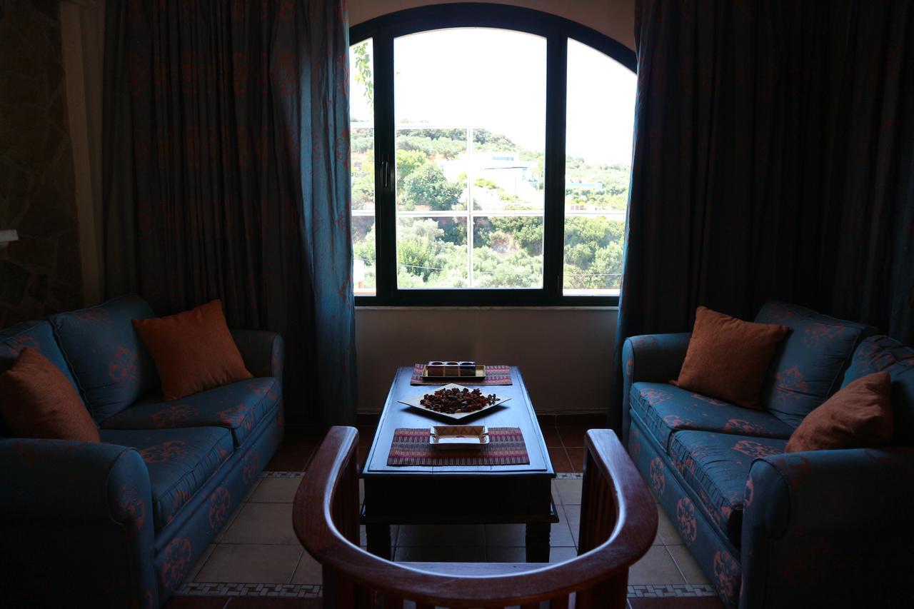 Orsalia Luxury Suites Platanés Exterior foto