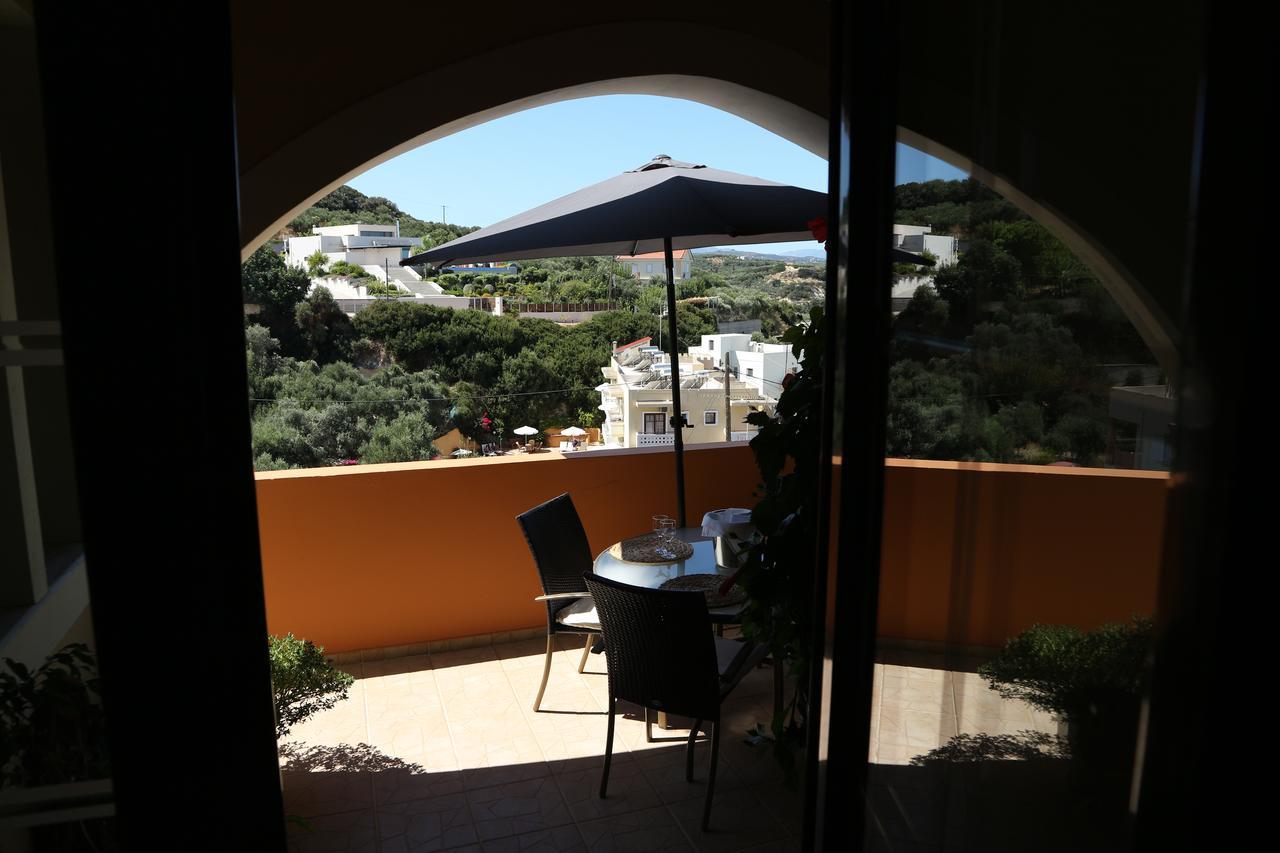 Orsalia Luxury Suites Platanés Exterior foto